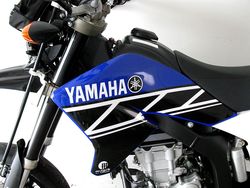 Wr250X-2011-05-10-Shroud-Graphics-left