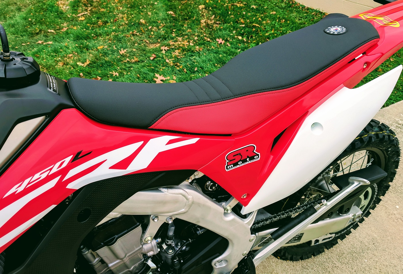 CRF450L-Seat-Concepts-Comfort-Seat-Low-Height-Red-Black-Low-Slip-3 CRF450L-Seat-Concepts-Comfort-Seat-Low-Height-Red-Black-Low-Slip-3