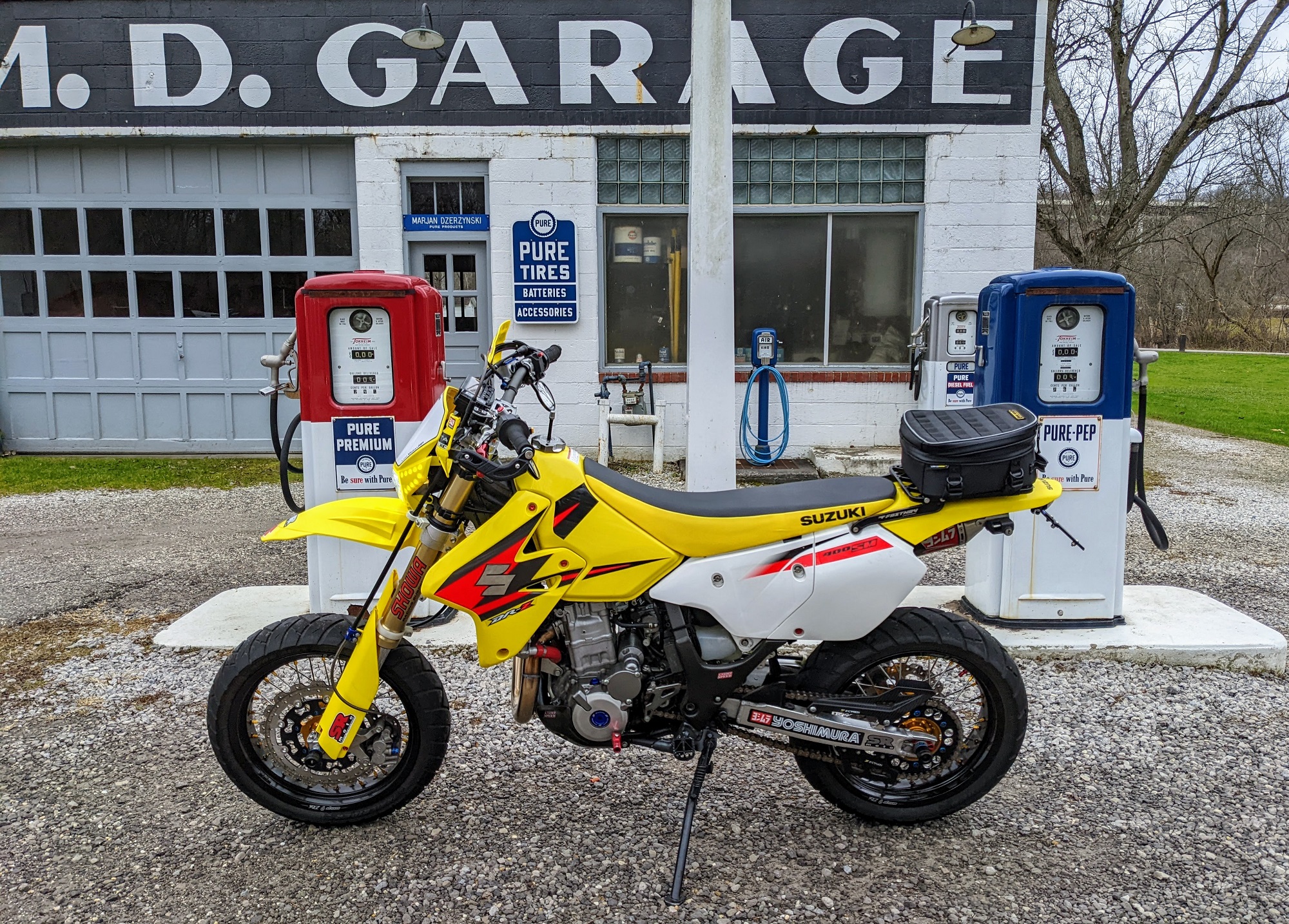 Suzuki-DRZ400SM-Yellow-December-2021-2 Suzuki-DRZ400SM-Yellow-December-2021-2
